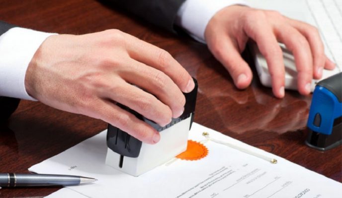công chứng nhà đất cho người chưa đủ 18 tuổi