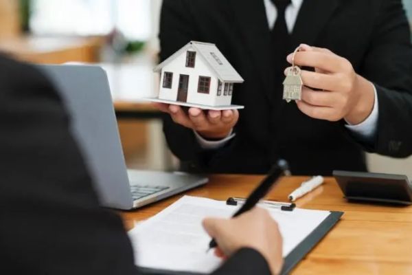 từ chối công chứng hợp đồng thuê nhà