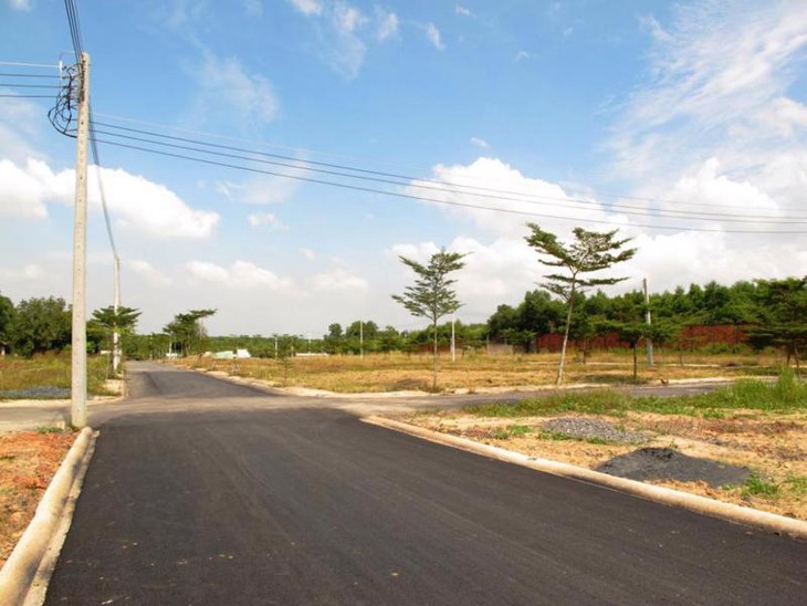 lấn chiếm đất công