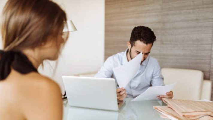 ly hôn khi chồng/vợ ở nước ngoài