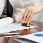 Công chứng hợp đồng xe ô tô cũ có thể sang tên ngay không? Cong-chung-vien-3_0312155925